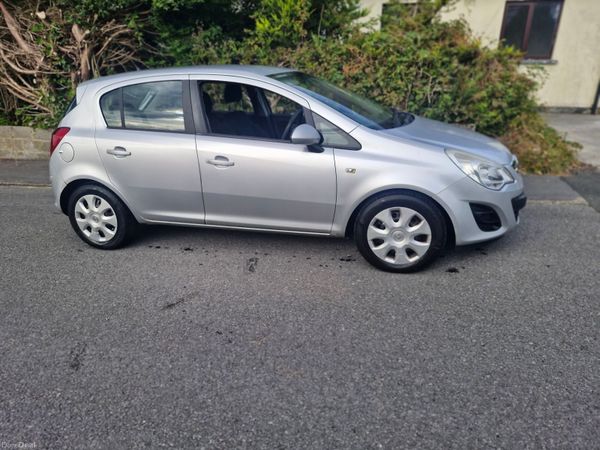 Opel Corsa Hatchback, Petrol, 2011, Silver