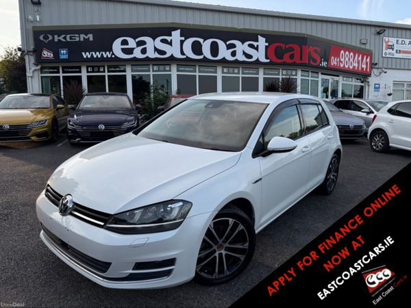 Volkswagen Golf Hatchback, Petrol, 2014, White