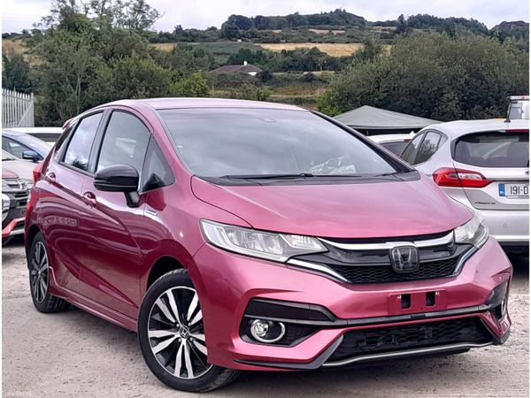 Honda Fit Hatchback, Petrol Hybrid, 2017, Pink