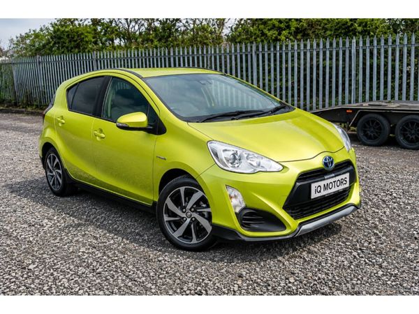 Toyota Aqua Hatchback, Petrol, 2016, Green