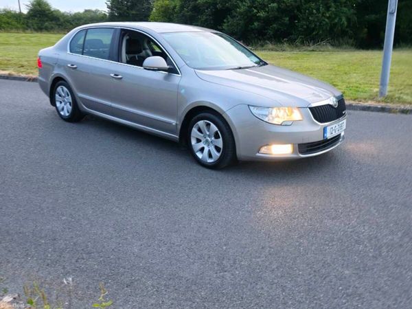 Skoda Superb Saloon, Diesel, 2012, Beige