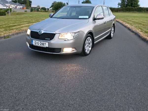 Skoda Superb Saloon, Diesel, 2012, Beige