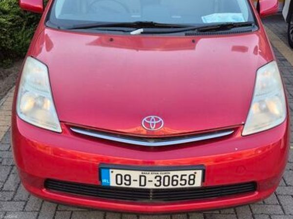 Toyota Prius Hatchback, Petrol Hybrid, 2009, Red