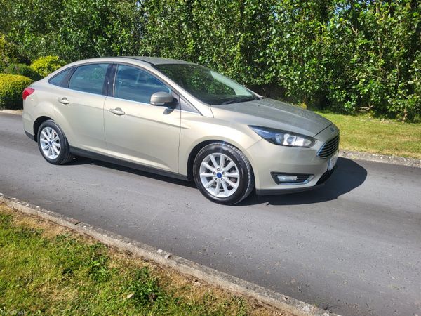 Ford Focus Saloon, Diesel, 2017, Grey