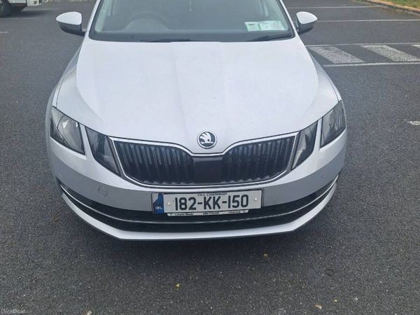 Skoda Octavia Saloon, Diesel, 2018, Grey