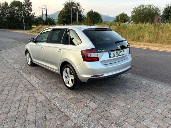 Skoda Rapid Hatchback, Diesel, 2016, Silver