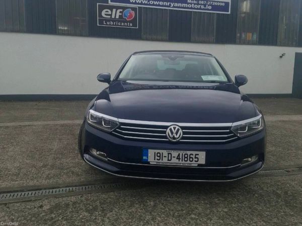Volkswagen Passat Saloon, Diesel, 2019, Blue