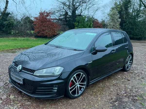 Volkswagen Golf Hatchback, Diesel, 2016, Black