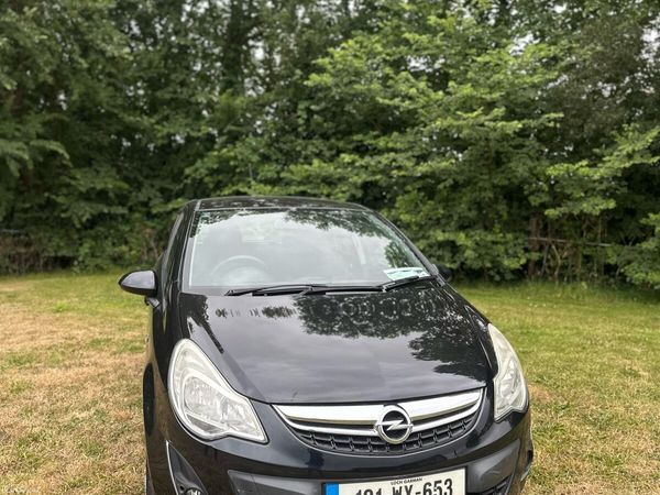 Opel Corsa Hatchback, Petrol, 2013, Black