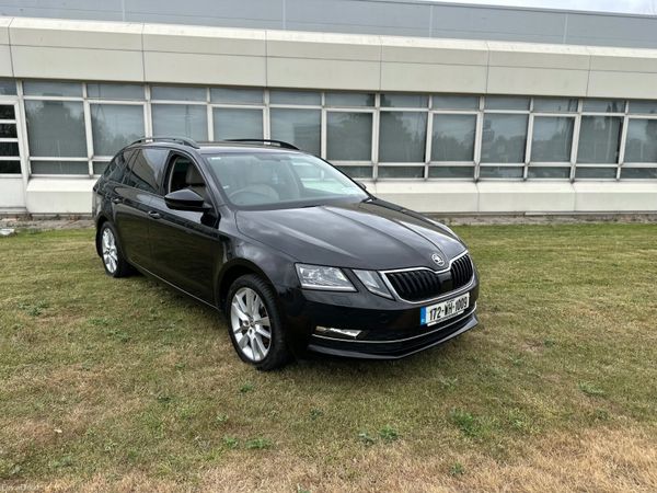 Skoda Octavia Estate, Petrol, 2017, Black