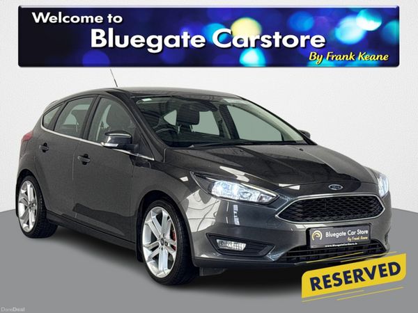 Ford Focus Hatchback, Petrol, 2017, Grey