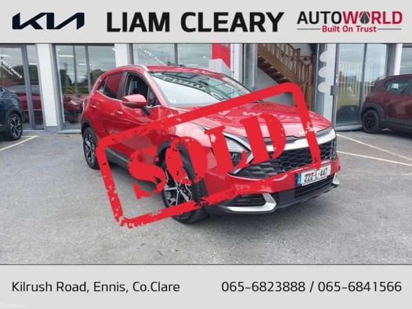 Kia Sportage MPV, Petrol Hybrid, 2022, Red