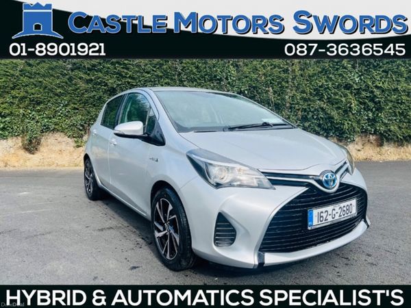 Toyota Yaris Hatchback, Petrol Hybrid, 2016, Silver