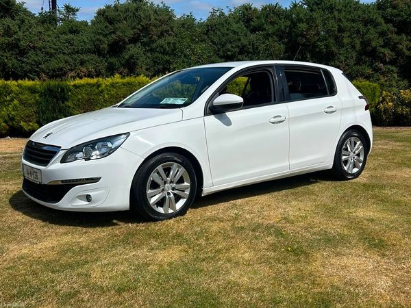 Peugeot 308 Hatchback, Diesel, 2014, White