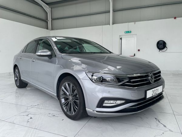 Volkswagen Passat Saloon, Diesel, 2021, Silver
