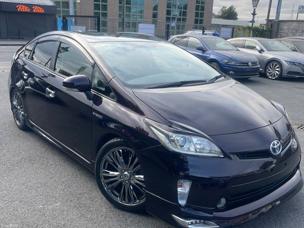 Toyota Prius Saloon, Petrol Hybrid, 2013, Black