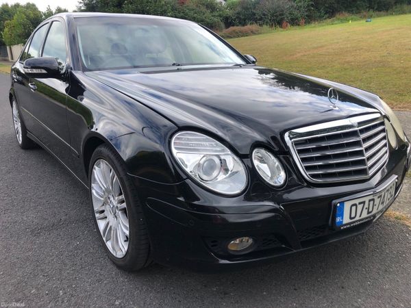 Mercedes-Benz E-Class Saloon, Petrol, 2007, Black