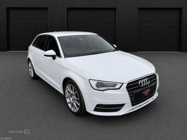 Audi A3 , Petrol, 2014, White