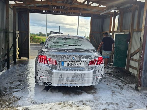BMW 5-Series Saloon, Diesel, 2011, Grey