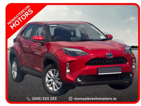 Toyota Yaris Cross SUV, Petrol Hybrid, 2023, Red