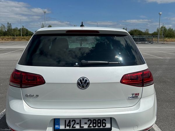 Volkswagen Golf Hatchback, Petrol, 2014, White