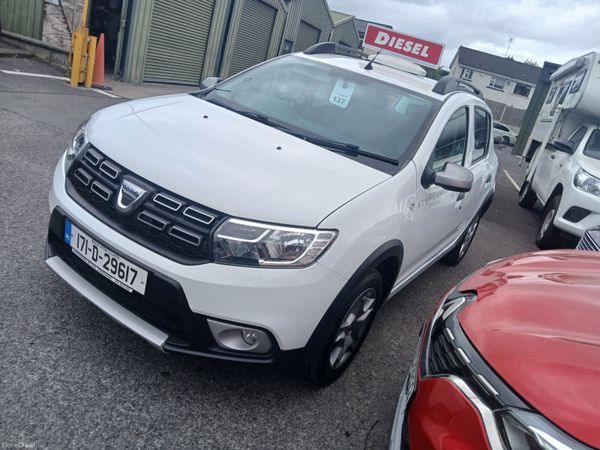 Dacia Sandero Stepway Hatchback, Diesel, 2017, White