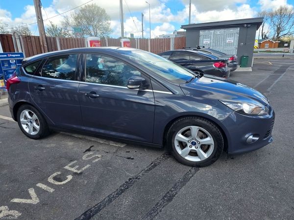 Ford Focus Hatchback, Diesel, 2014, Grey