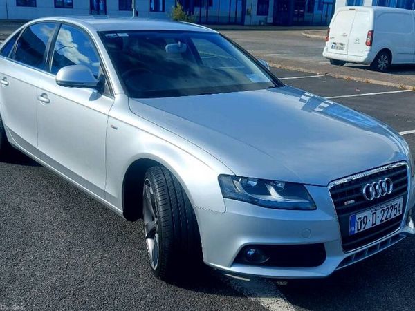 Audi A4 Saloon, Petrol, 2009, Silver