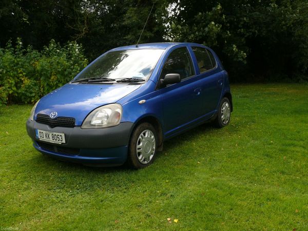 Toyota Yaris Hatchback, Petrol, 2003, Blue