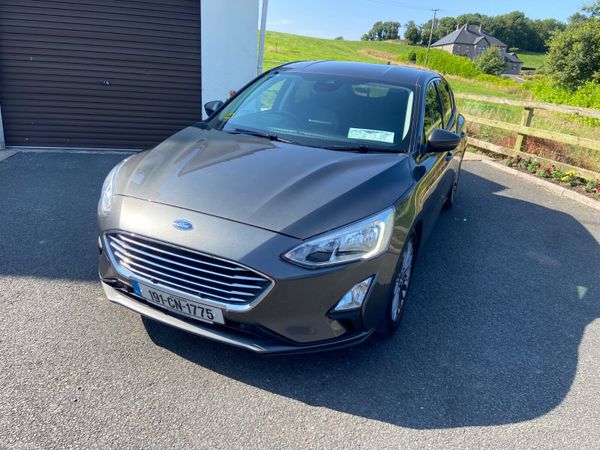 Ford Focus Hatchback, Diesel, 2019, Grey