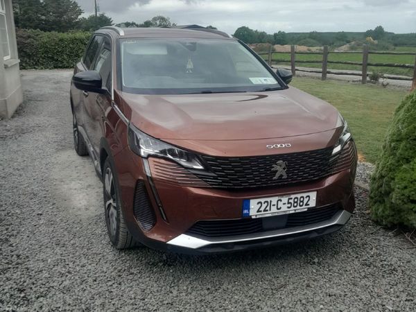 Peugeot 5008 MPV, Diesel, 2022, Brown