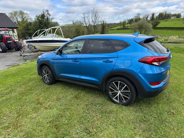Hyundai Tucson SUV, Diesel, 2017, Blue