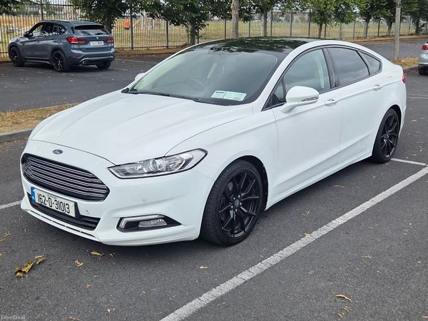 Ford Mondeo Hatchback, Diesel, 2016, White