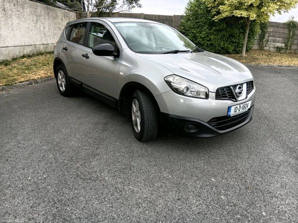 Nissan Qashqai Hatchback, Diesel, 2010, Silver