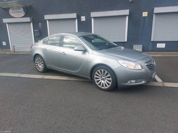 Opel Insignia Saloon, Diesel, 2011, Silver