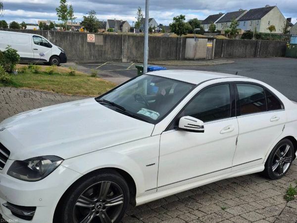 Mercedes-Benz C-Class Saloon, Diesel, 2014, White
