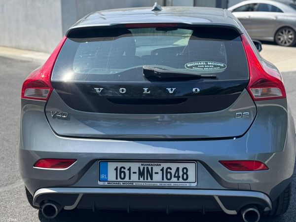 Volvo V40 Hatchback, Diesel, 2016, Grey