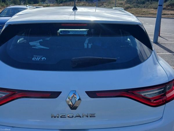 Renault Megane Hatchback, Diesel, 2017, White