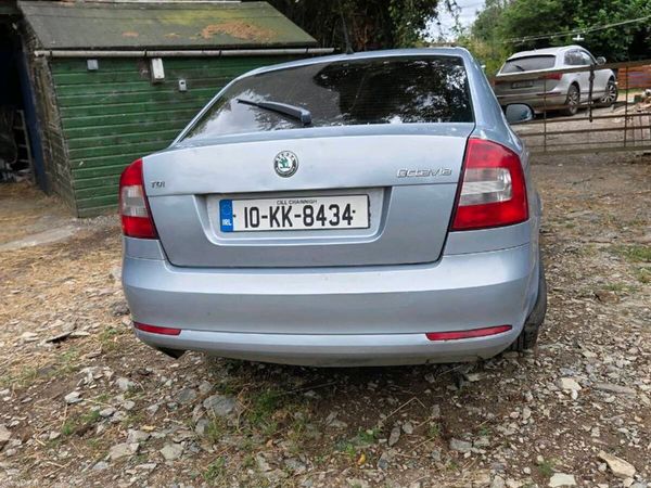 Skoda Octavia Hatchback, Diesel, 2010, Blue