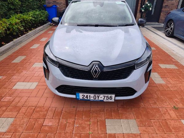 Renault Clio Hatchback, Petrol, 2024, Grey