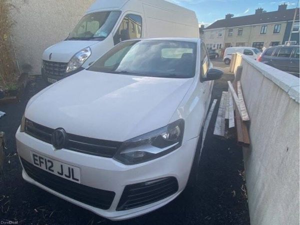 Volkswagen Polo Hatchback, Petrol, 2012, White