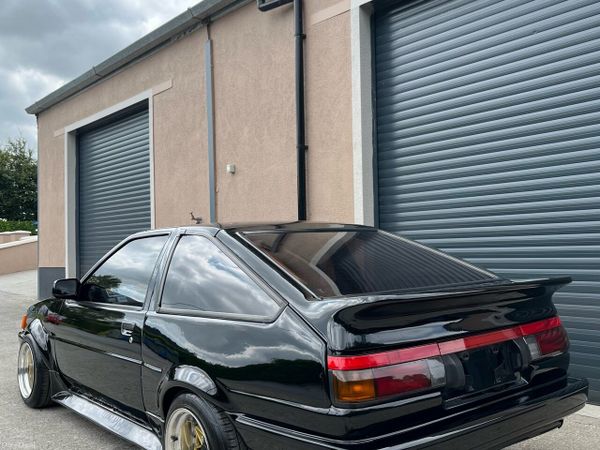 Toyota Corolla Hatchback, Petrol, 1986, Black