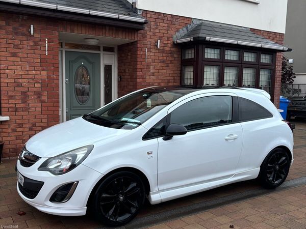 Vauxhall Corsa Hatchback, Petrol, 2013, White