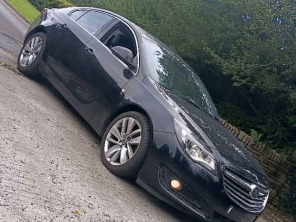 Vauxhall Insignia Hatchback, Diesel, 2017, Grey