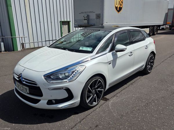 Citroen DS 5 MPV, Petrol Hybrid, 2012, White