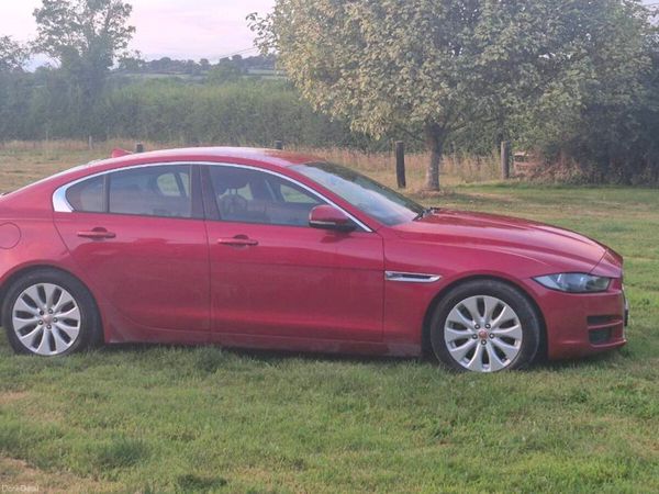 Jaguar XE Saloon, Diesel, 2016, Red