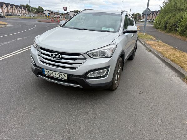 Hyundai Santa Fe SUV, Diesel, 2015, Silver