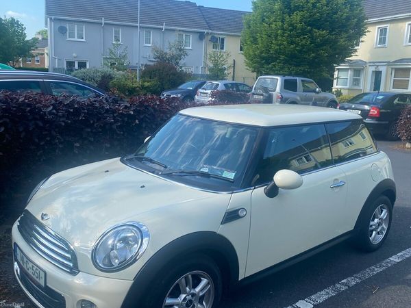 Mini One Hatchback, Diesel, 2014, White