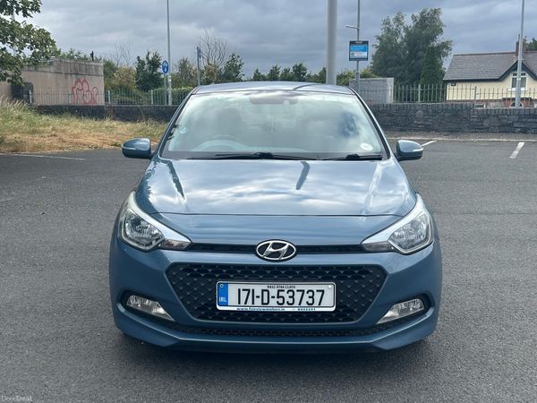 Hyundai i20 Hatchback, Petrol, 2017, Blue