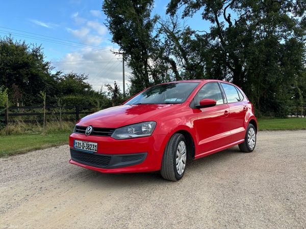 Volkswagen Polo Hatchback, Petrol, 2013, Red